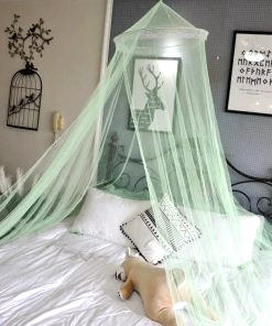 green mosquito net